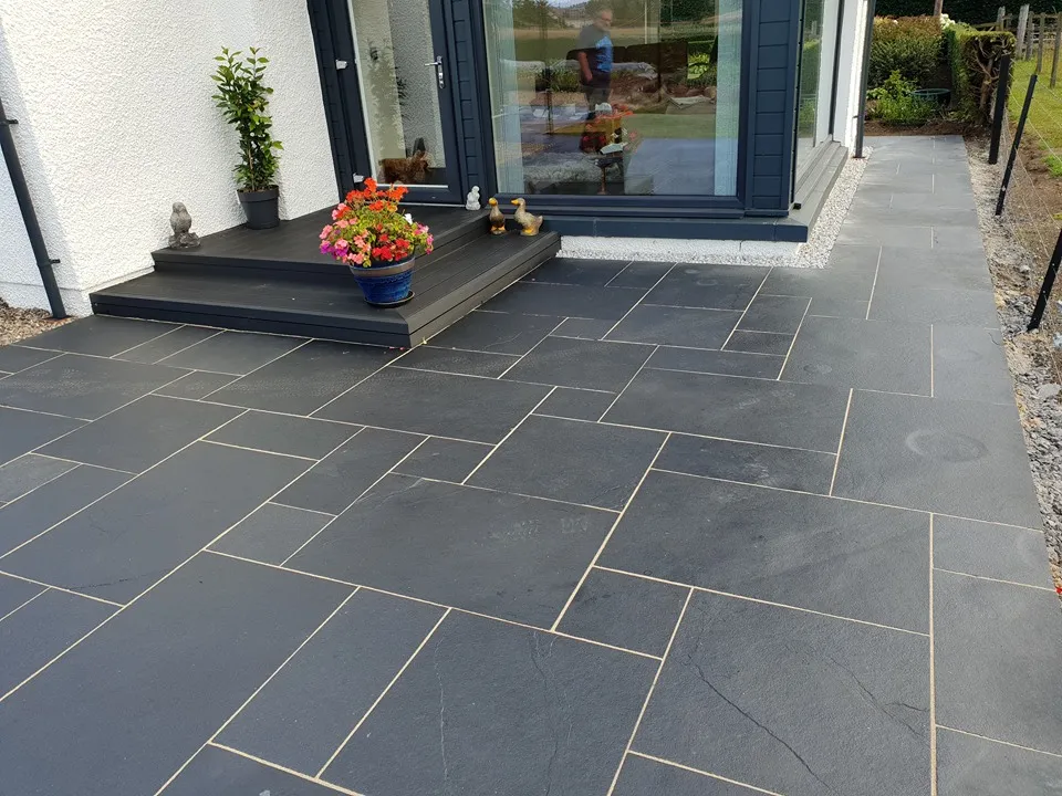 Kota Black limestone paving
