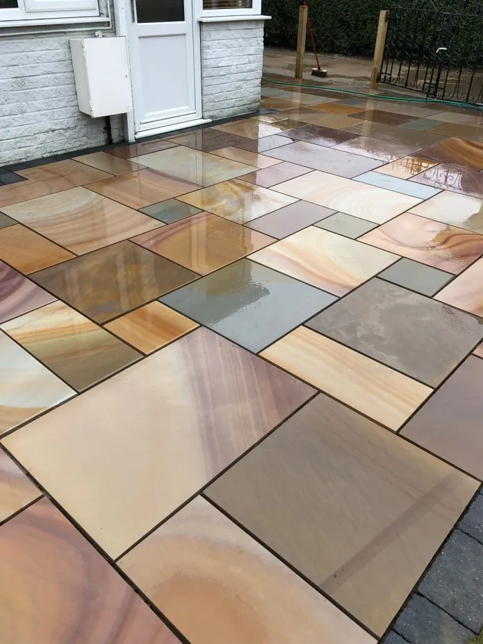 Woodland Buff sandstone with grey and green drifting through the buff ground