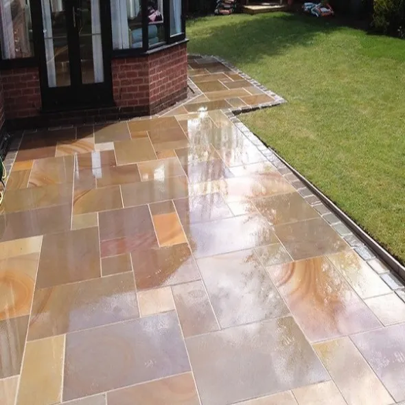 Buff Multi sawn and honed sandstone in a four-size mixed pattern