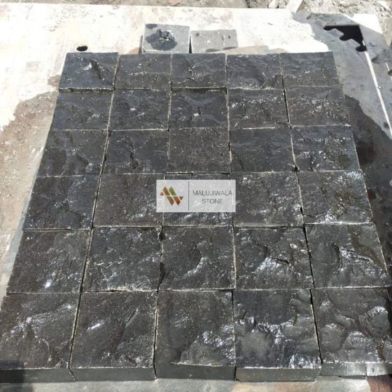 Basalt Cobbles Box cut