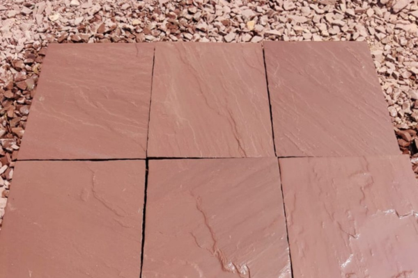Mandana Stone — Photo 1