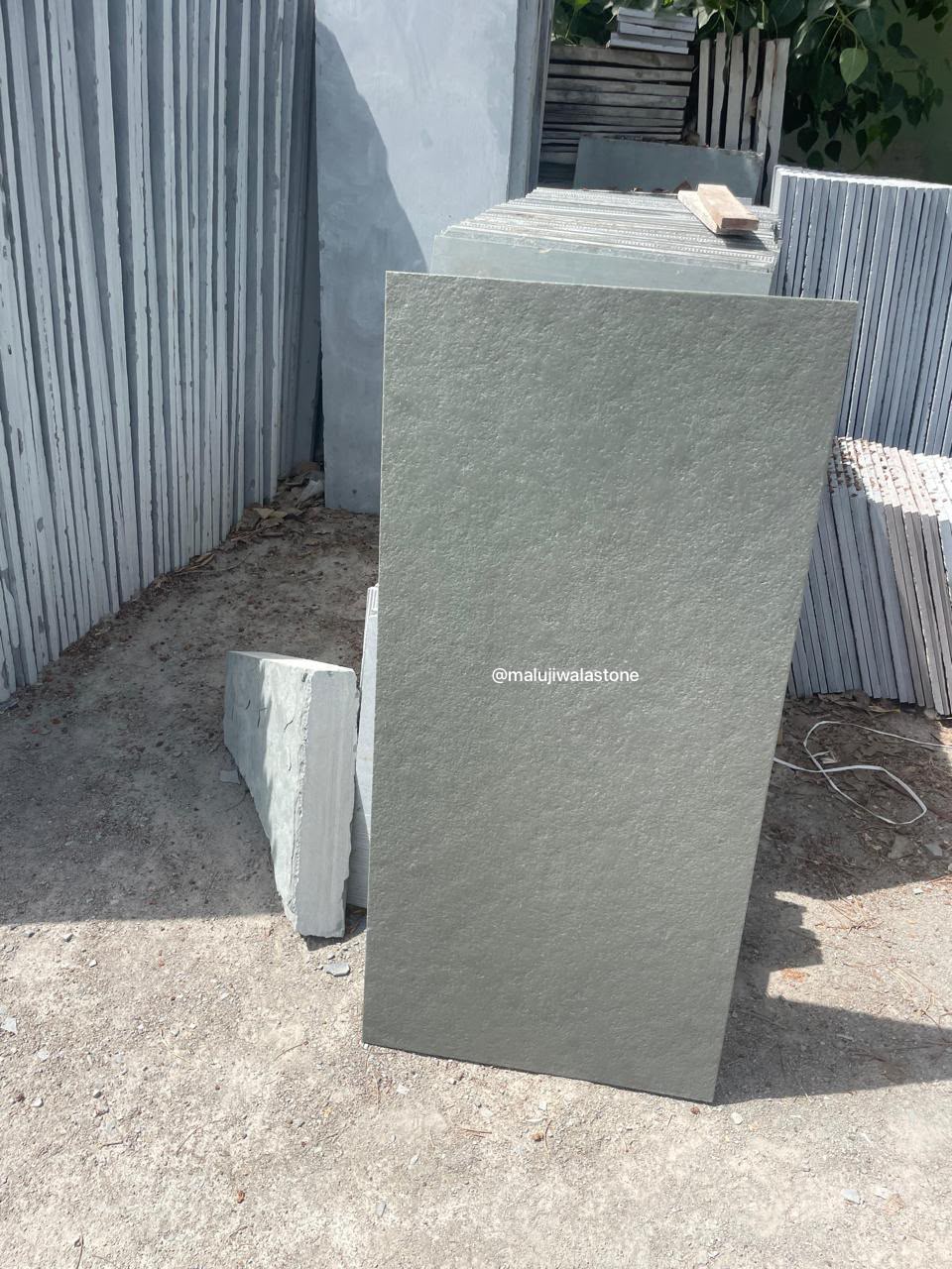 River wash green Kota Stone 4 × 2 tiles