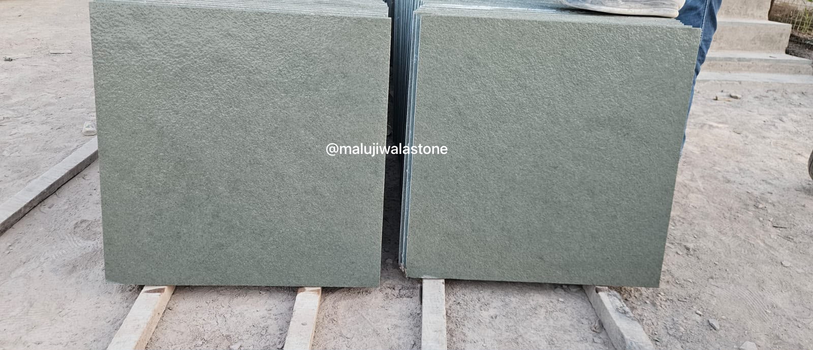 Brushed river wash green Kota Stone 22 × 22 tiles