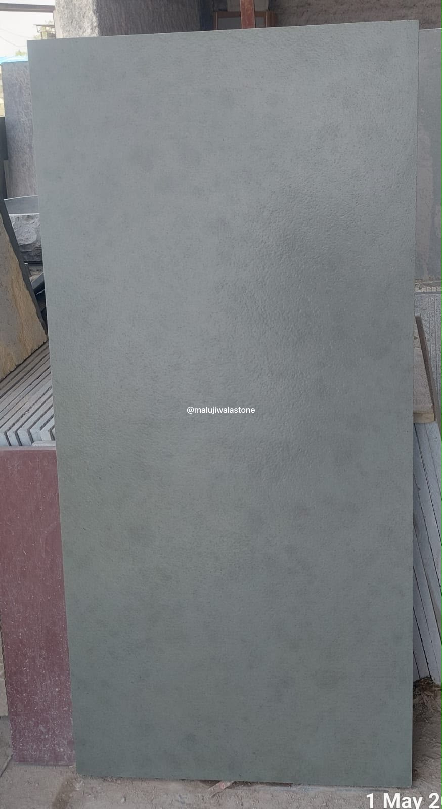 Lapatro finish green Kota Stone 4 × 2 tiles
