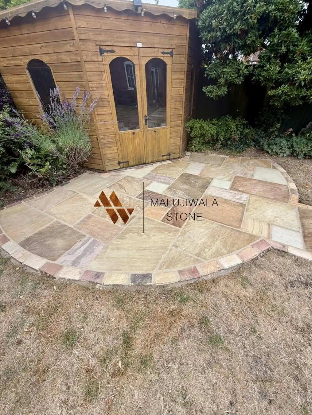 Golden fossil indian sandstone paving slabs